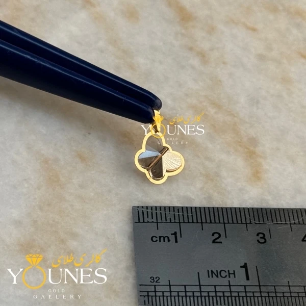 آویز طلا سواروسکی پروانه ای خاکستری مات